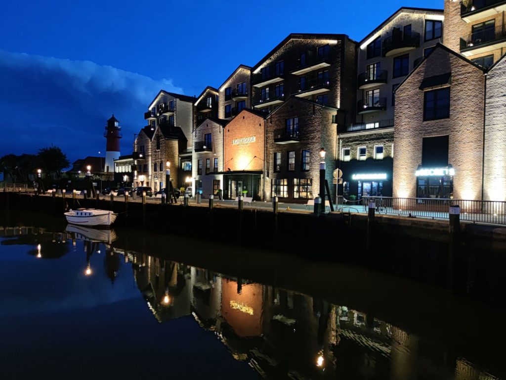 Büsum Hafen bei Nacht